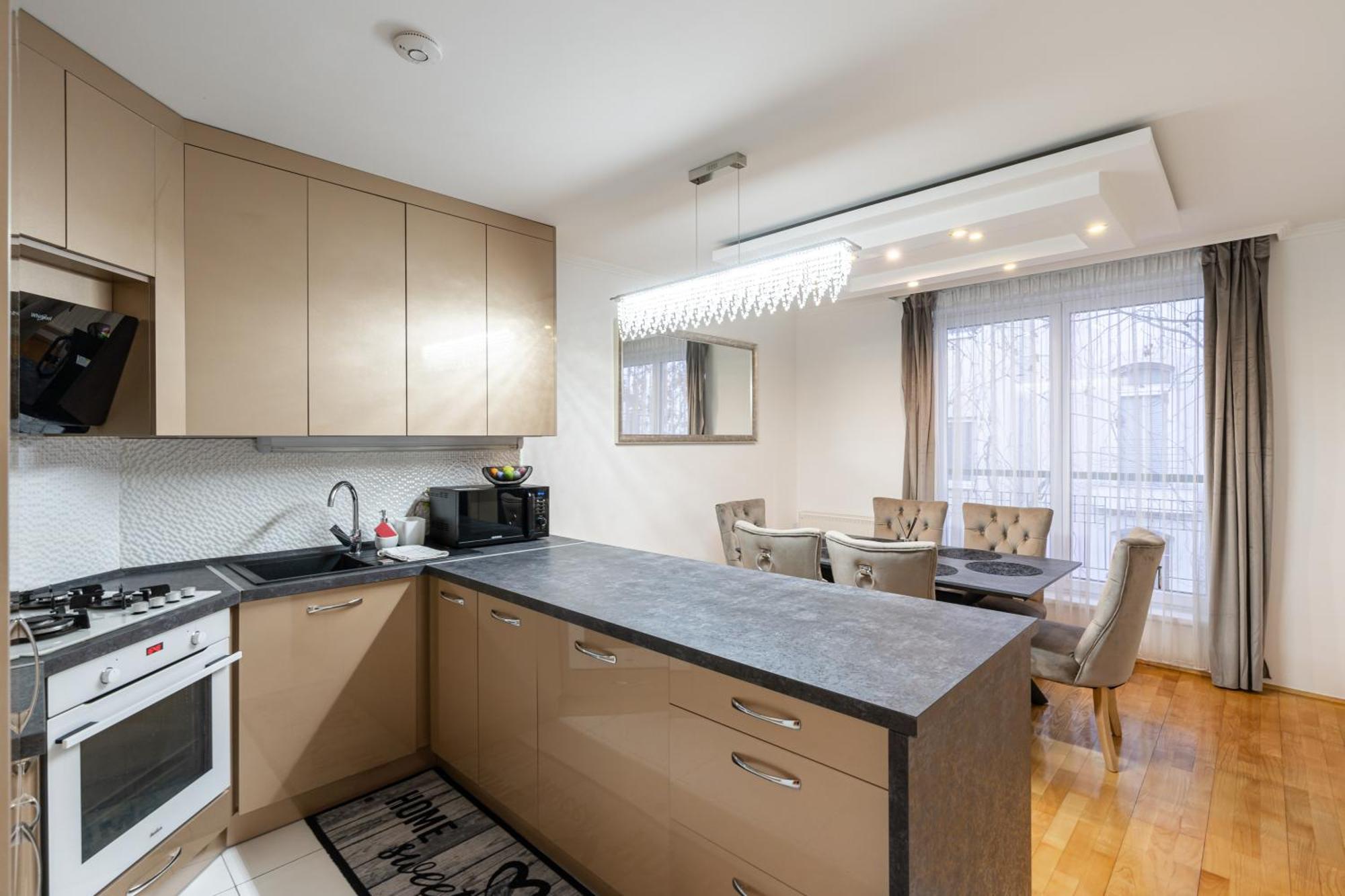 Beautiful Three Bedrooms Apartment With Free Parking Close To The Danube Coast Budapesta Exterior foto